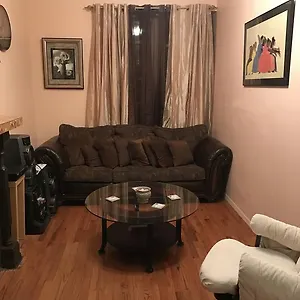 Macon Modern Brownstone Apartment